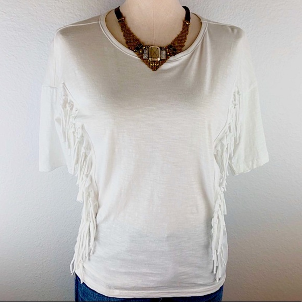 ❤️ Fringe White Tee